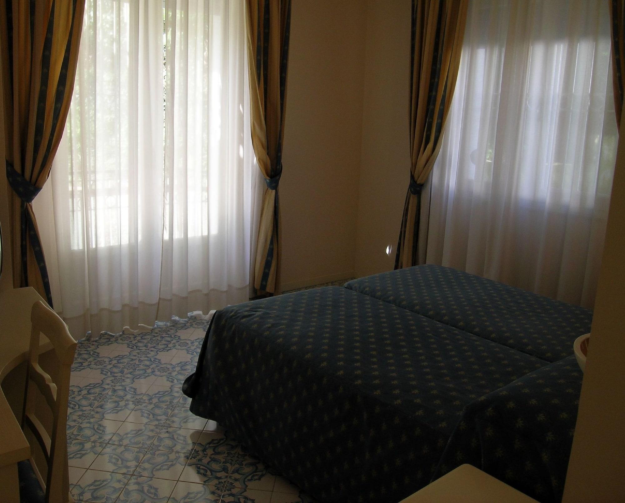 Hotel Alexander Palme 끼안챠노테르메 외부 사진