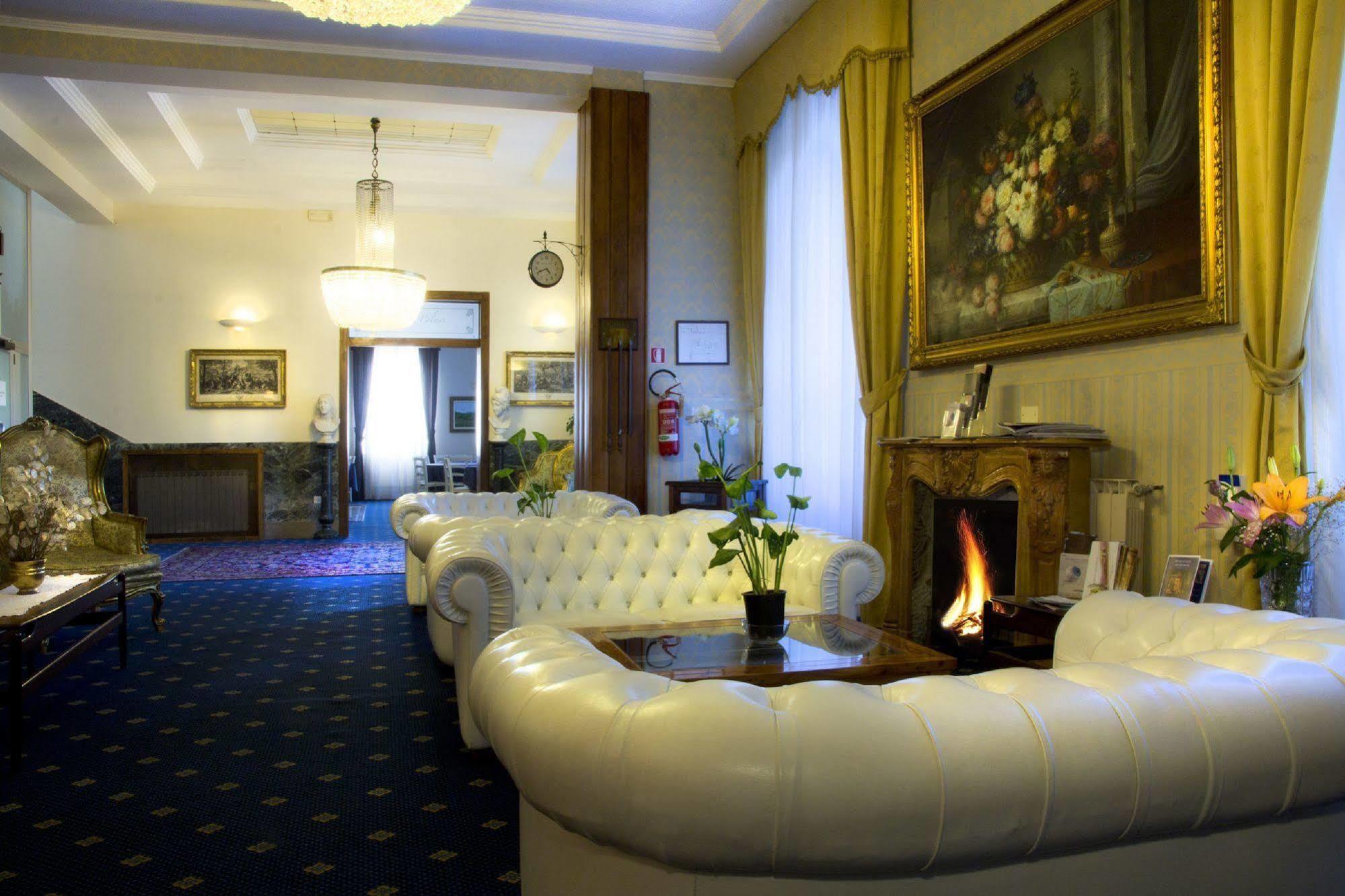 Hotel Alexander Palme 끼안챠노테르메 외부 사진